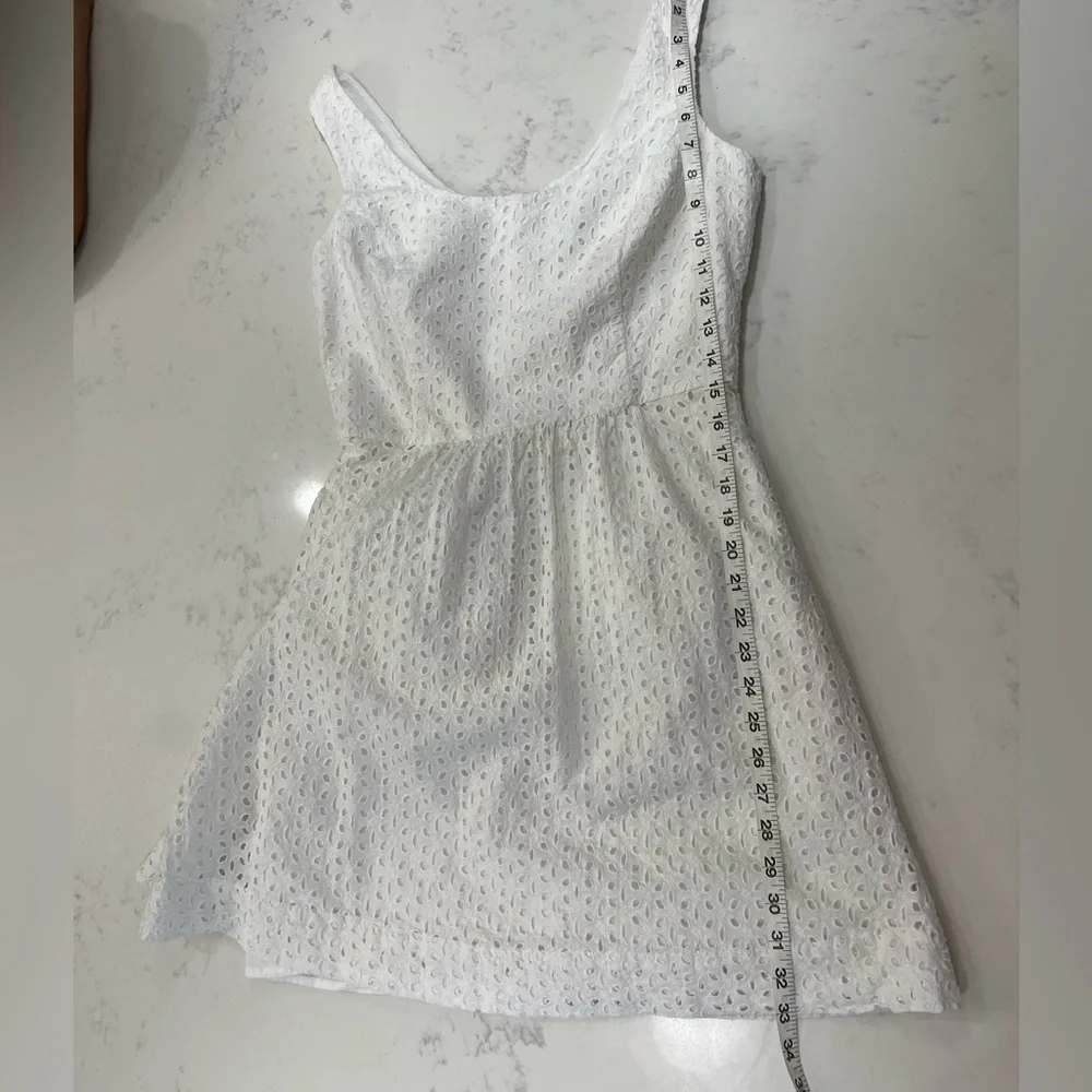 Vineyard Vines Elegant White Lace Mini Dress - Picture 8 of 8